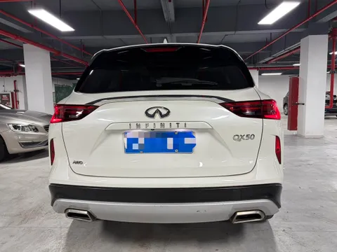 Infiniti QX50