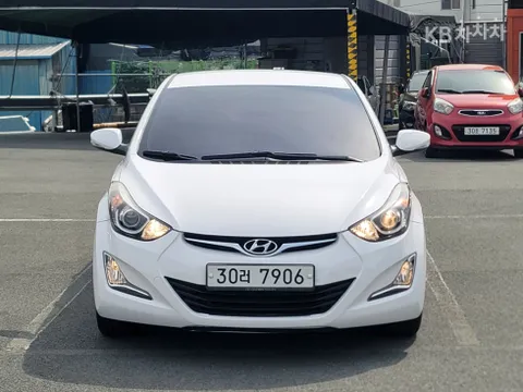 Hyundai Elantra (Avante)