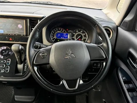 Mitsubishi eK Space Custom