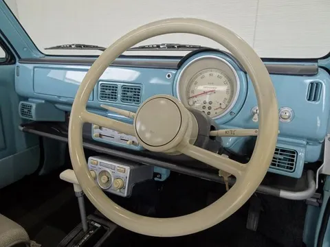 Nissan Pao
