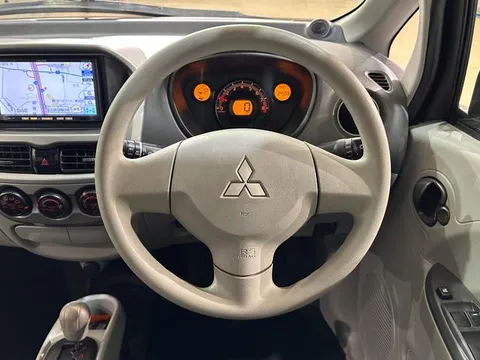 Mitsubishi I