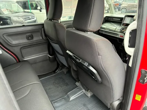 Suzuki Spacia Gear