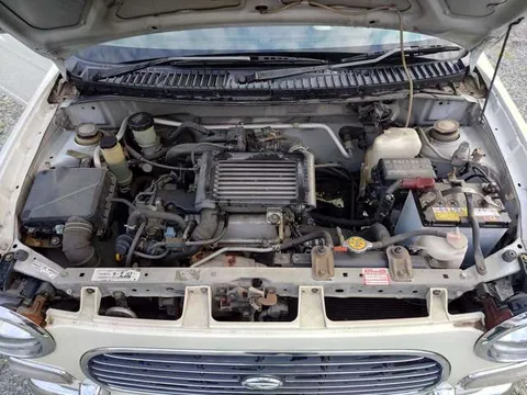 Daihatsu Mira Gino