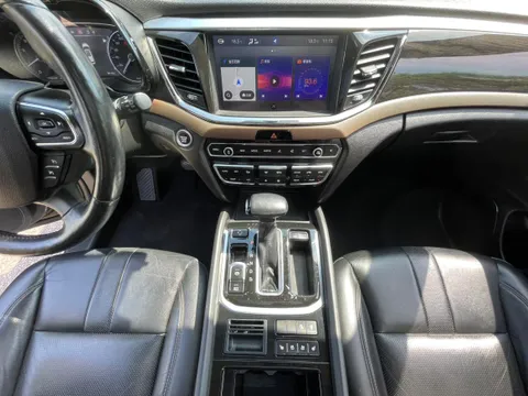 Gac GS8