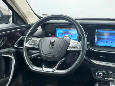 Bestune T77