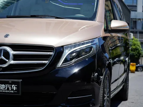 Mercedes-Benz V-Class