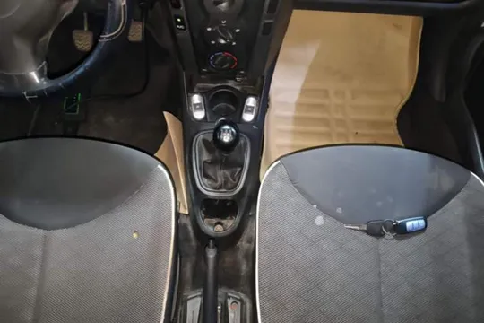 BYD F0
