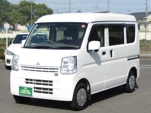 Mitsubishi Minicab Van