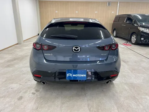 Mazda MAZDA3 Fastback