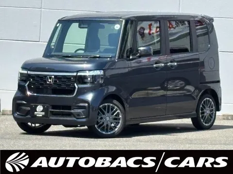Honda N-BOX Custom