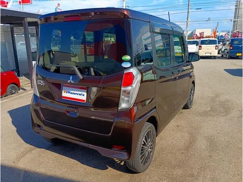 Mitsubishi eK Space