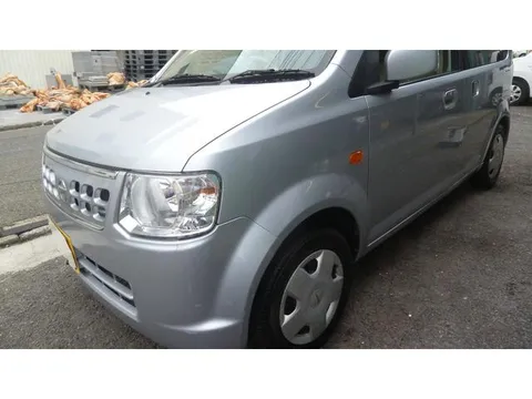 Nissan Otti