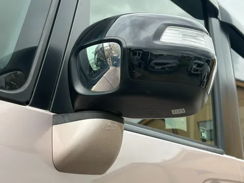 Honda N-BOX Plus