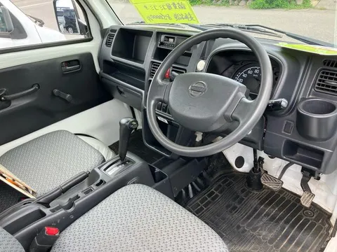 Nissan Clipper Truck