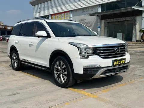 Gac GS8