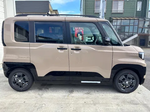 Mitsubishi Delica Mini