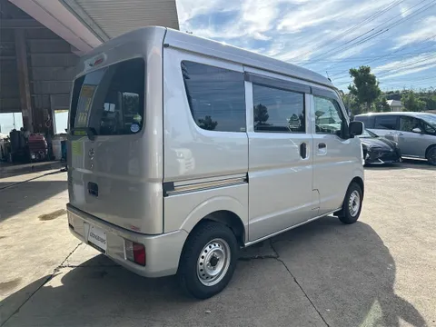 Nissan Clipper