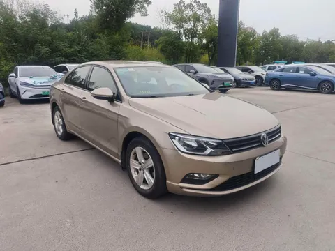 Volkswagen Lamando