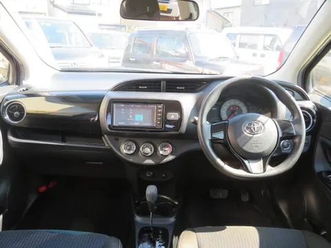 Toyota Yaris (Vitz)