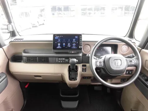 Honda N-BOX Joy