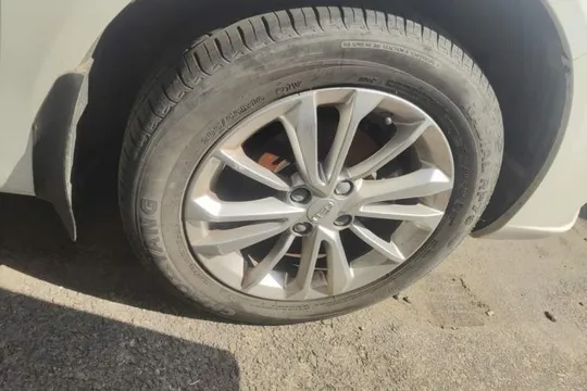 Geely Vision