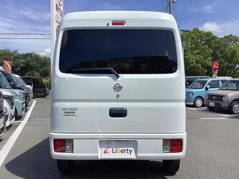 Nissan Clipper