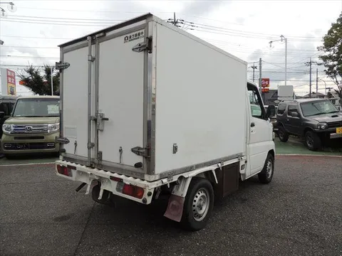 Nissan Clipper Truck