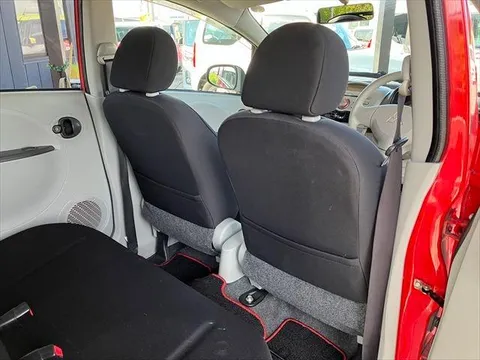 Mitsubishi I
