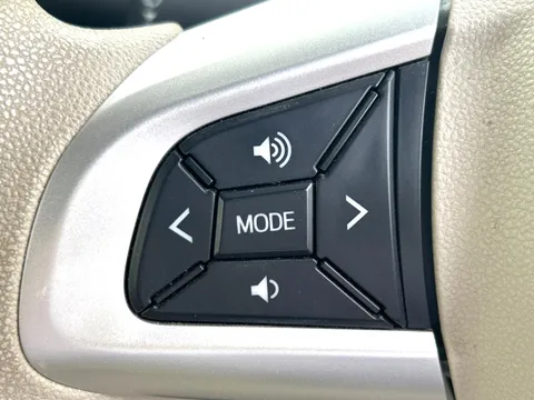 Daihatsu Mira Tocot