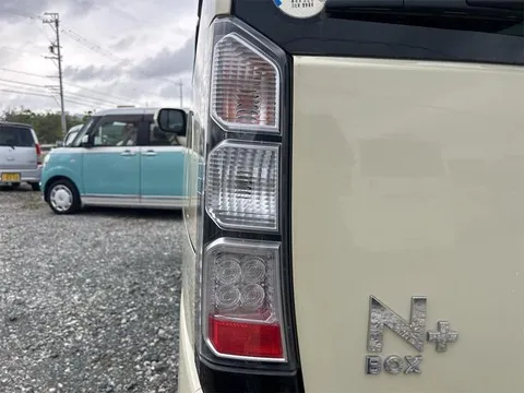 Honda N-BOX Plus