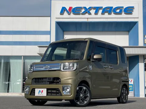 Toyota Pixis Mega