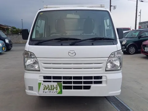 Mazda Scrum Truck