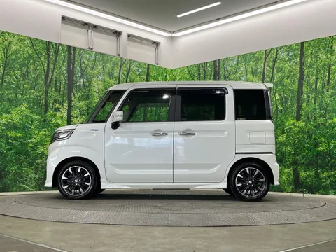 Suzuki Spacia Custom