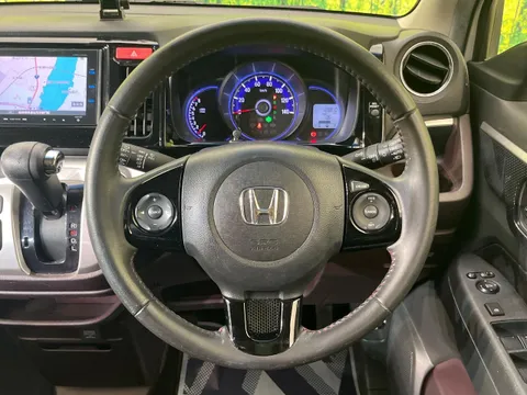 Honda N-WGN Custom
