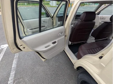 Nissan Rasheen