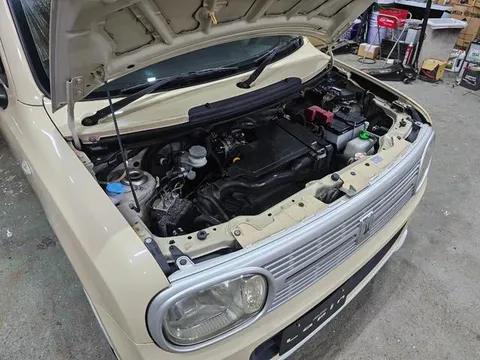Suzuki Alto Lapin