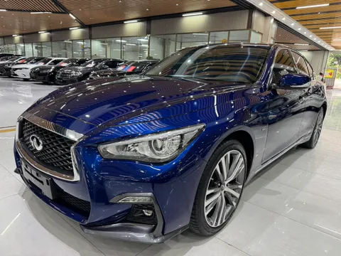 Infiniti Q50L