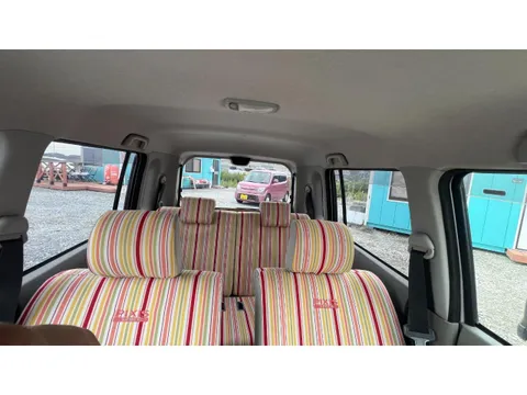 Toyota Pixis Space