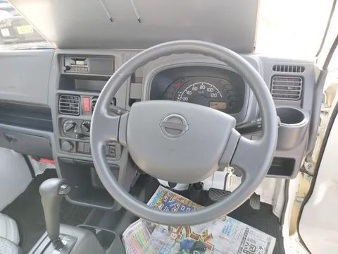 Nissan Clipper Truck