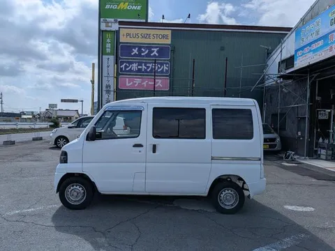 Mitsubishi Minicab Van
