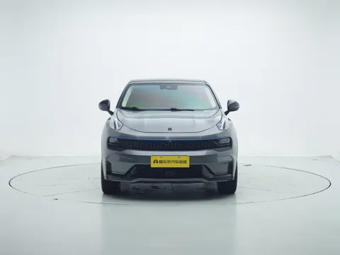 Lynk & Co 05