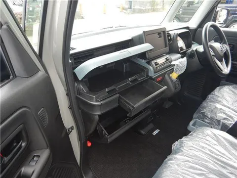 Suzuki Spacia Base