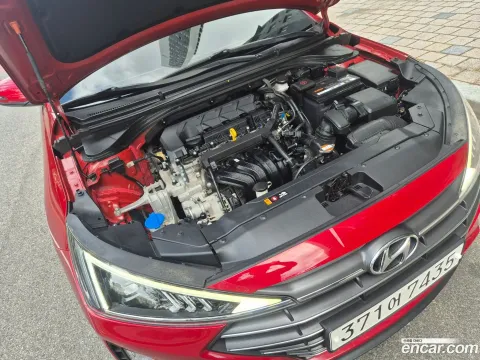 Hyundai Elantra (Avante)