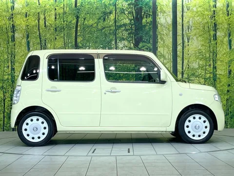 Daihatsu Mira Cocoa