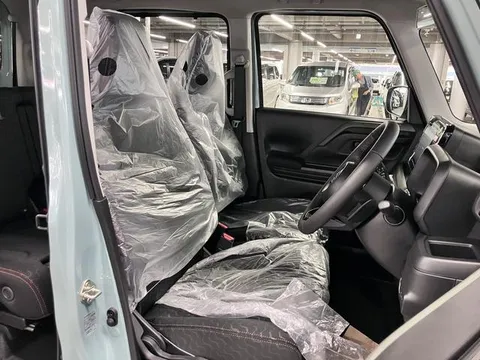 Suzuki Spacia Gear