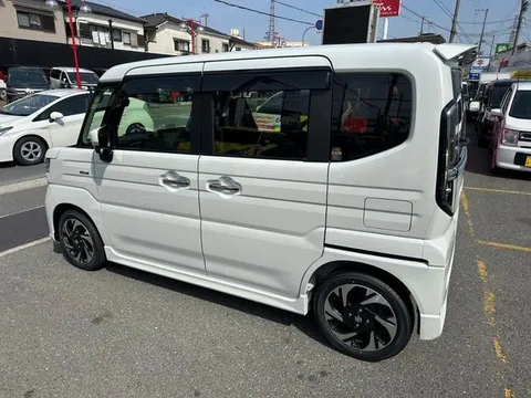 Suzuki Spacia Custom