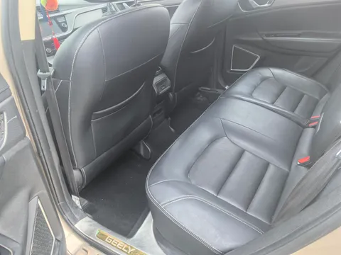 Geely Emgrand GS