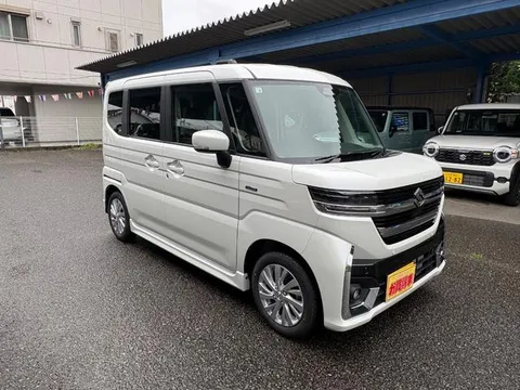 Suzuki Spacia Custom