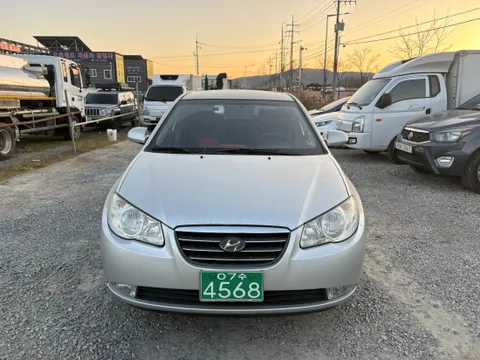 Hyundai Elantra (Avante)
