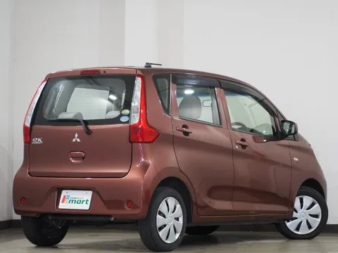 Mitsubishi eK Wagon